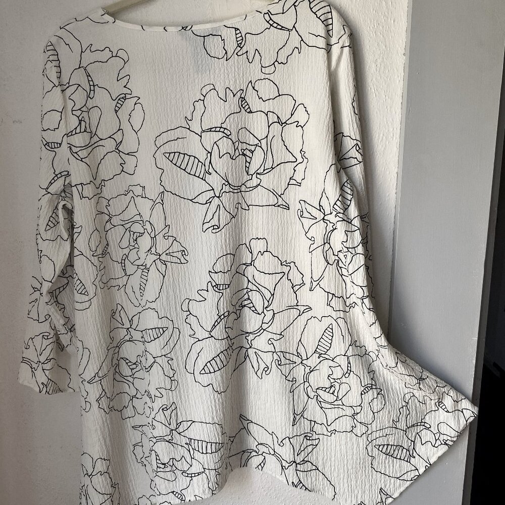Ali Miles tunic top - Picture 2 of 4